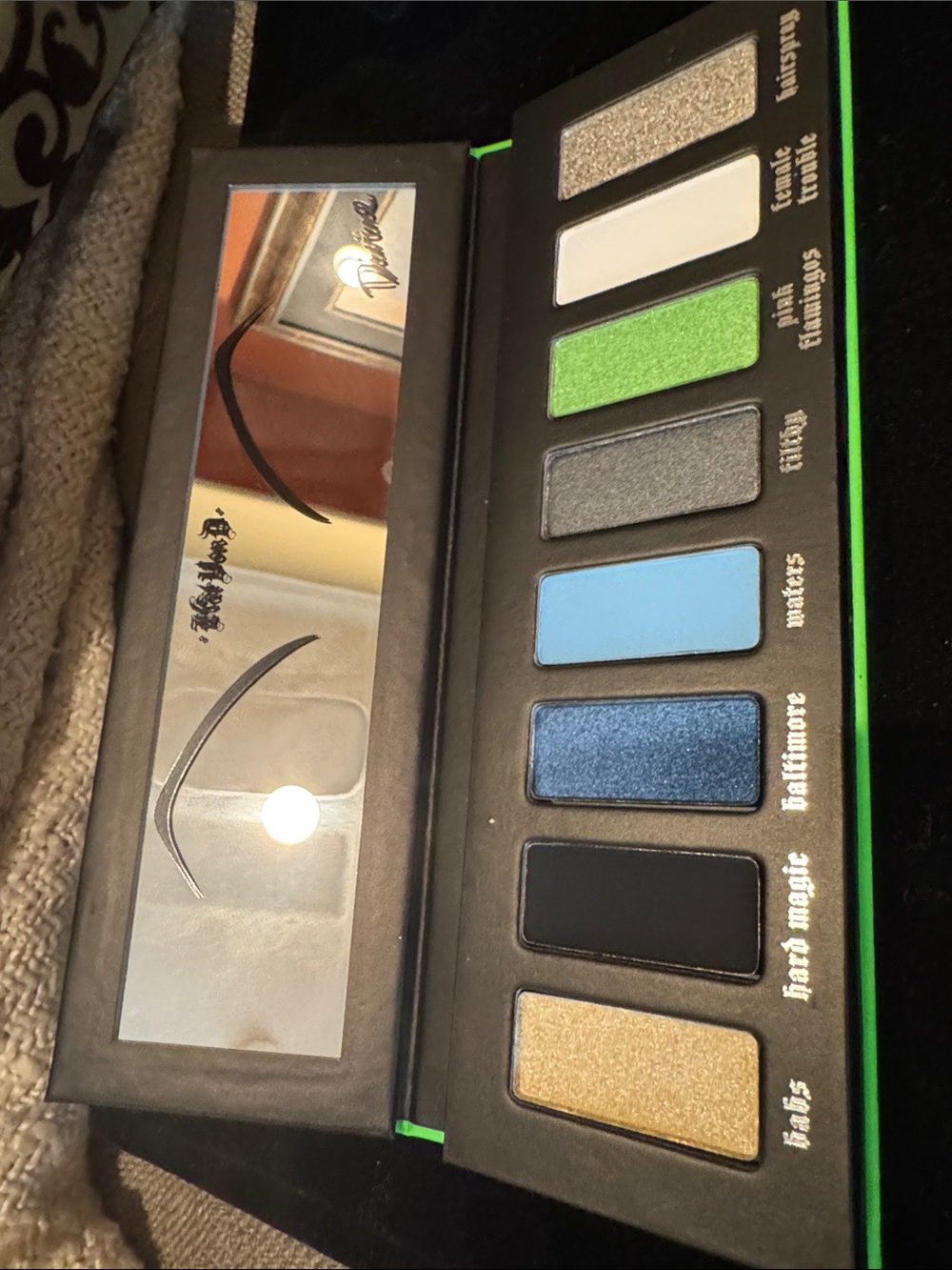 NEW Kat Von D x Divine Eye Shadow Palette - Picture 3 of 4